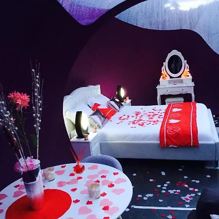 La Bulle Des Anges Bed and Breakfast 4*