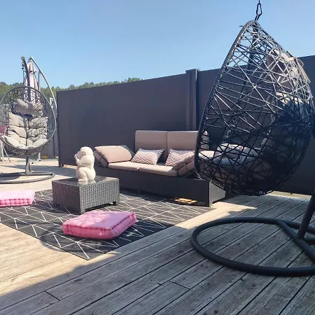 La Bulle Des Anges Bed and Breakfast 4*