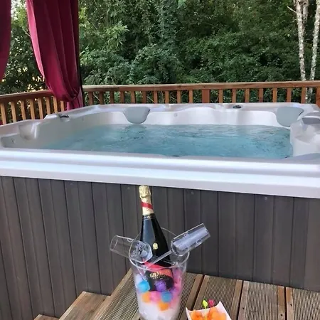 Bed and Breakfast La Bulle Des Anges 4*