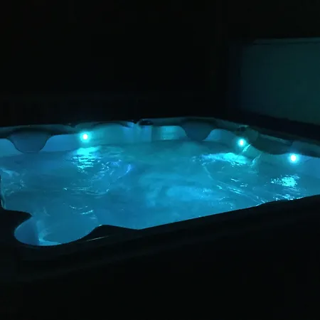 La Bulle Des Anges Bed and Breakfast 4*